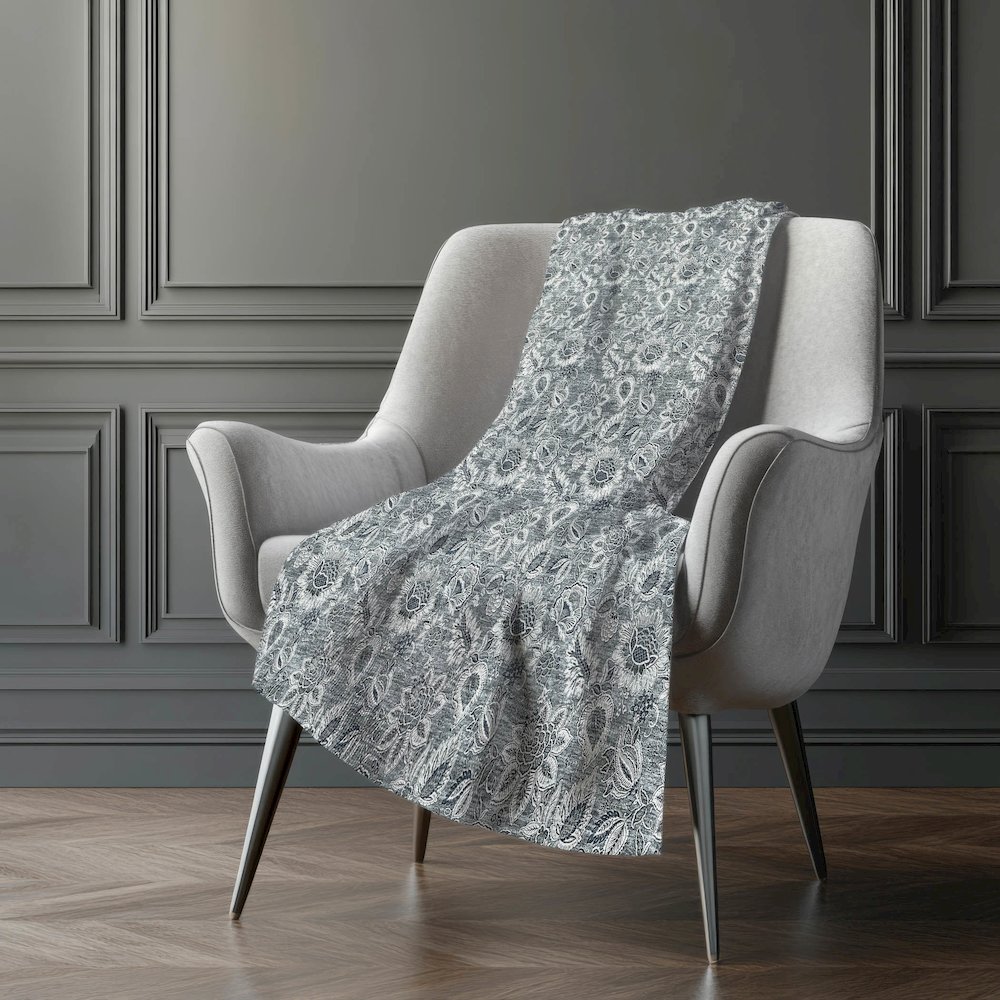 Premium Machine Washable ASB661 Gray 50" x 70" Sherpa Throw Blanket. Picture 5