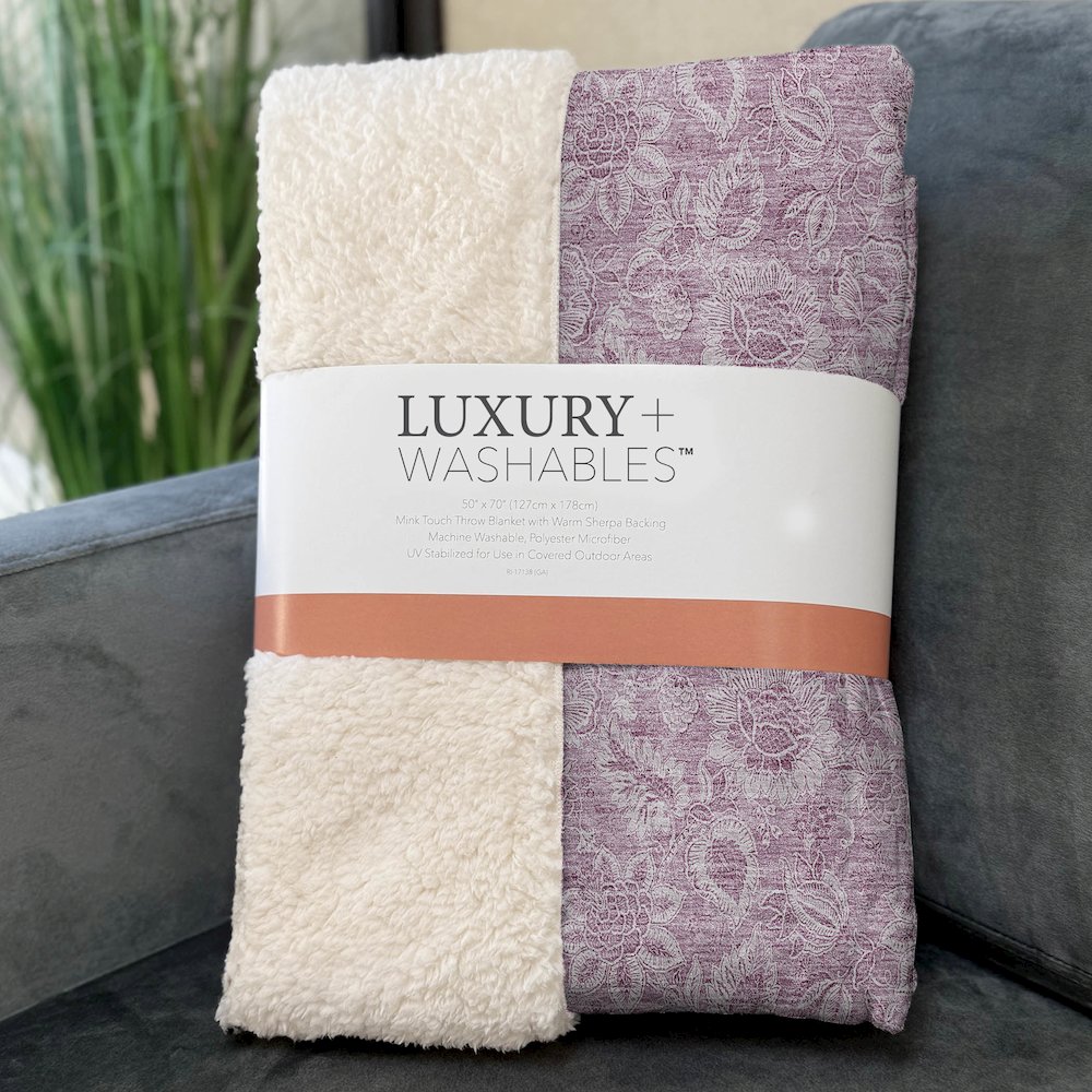Premium Machine Washable ASB662 Blush 50" x 70" Sherpa Throw Blanket. Picture 3