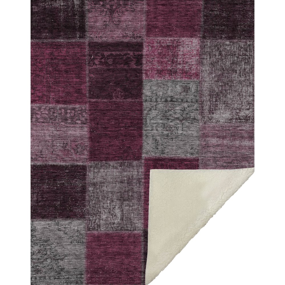 Premium Machine Washable ASB663 Merlot 50" x 70" Sherpa Throw Blanket. Picture 1
