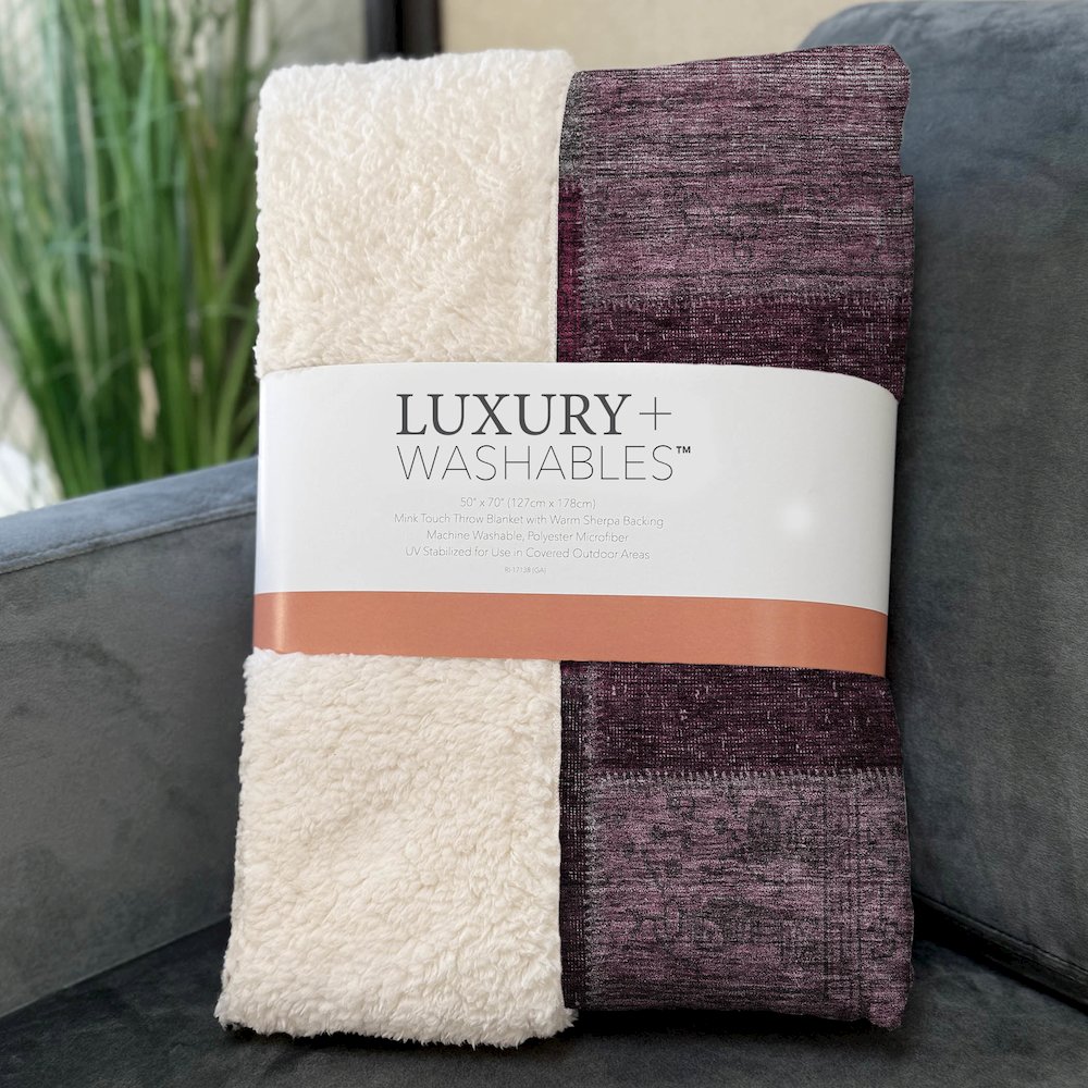 Premium Machine Washable ASB663 Merlot 50" x 70" Sherpa Throw Blanket. Picture 3