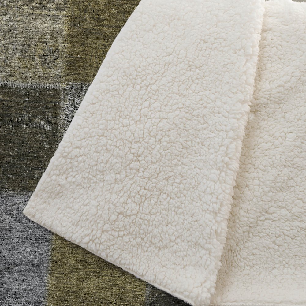 Premium Machine Washable ASB663 Mocha 50" x 70" Sherpa Throw Blanket. Picture 2