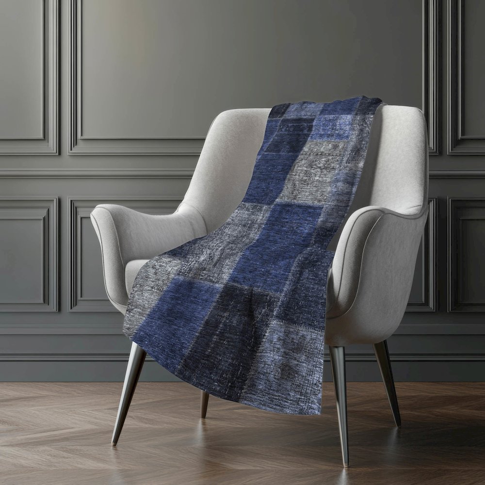 Premium Machine Washable ASB663 Navy 50" x 70" Sherpa Throw Blanket. Picture 5