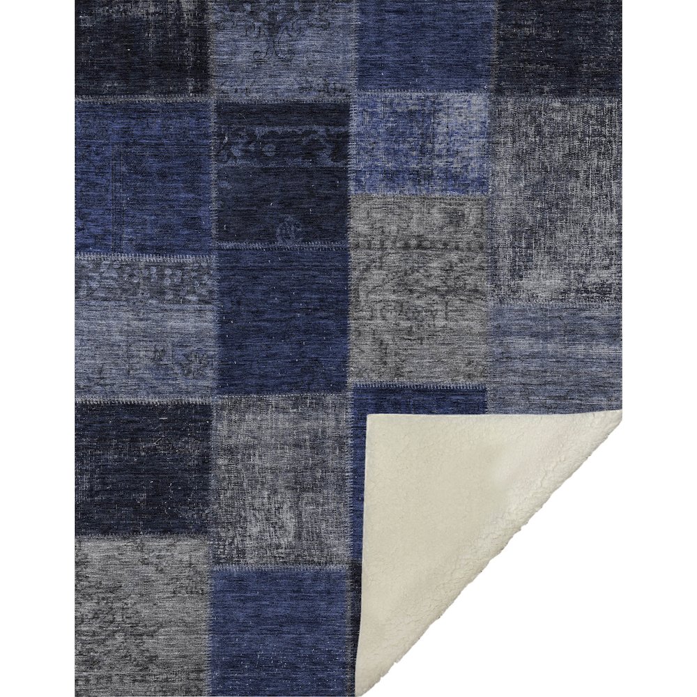 Premium Machine Washable ASB663 Navy 50" x 70" Sherpa Throw Blanket. Picture 1
