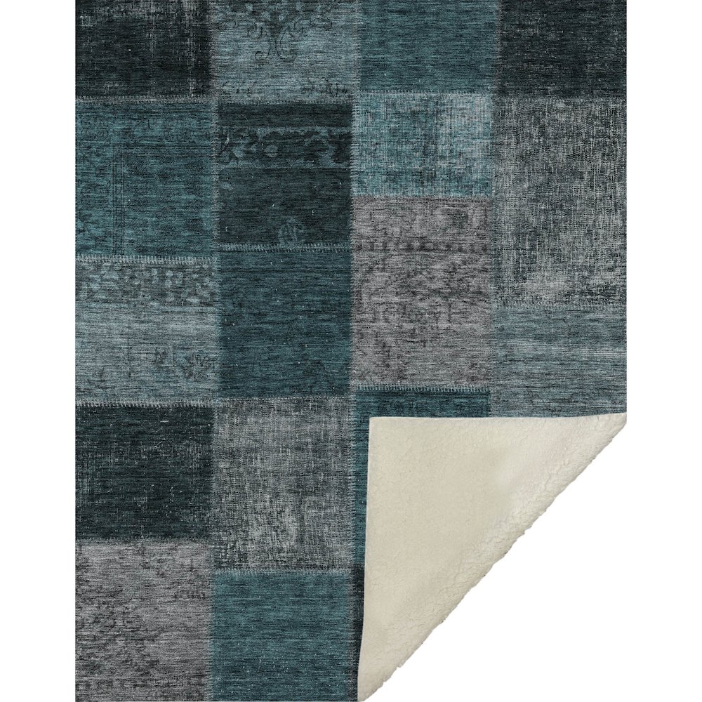 Premium Machine Washable ASB663 Teal 50" x 70" Sherpa Throw Blanket. Picture 1