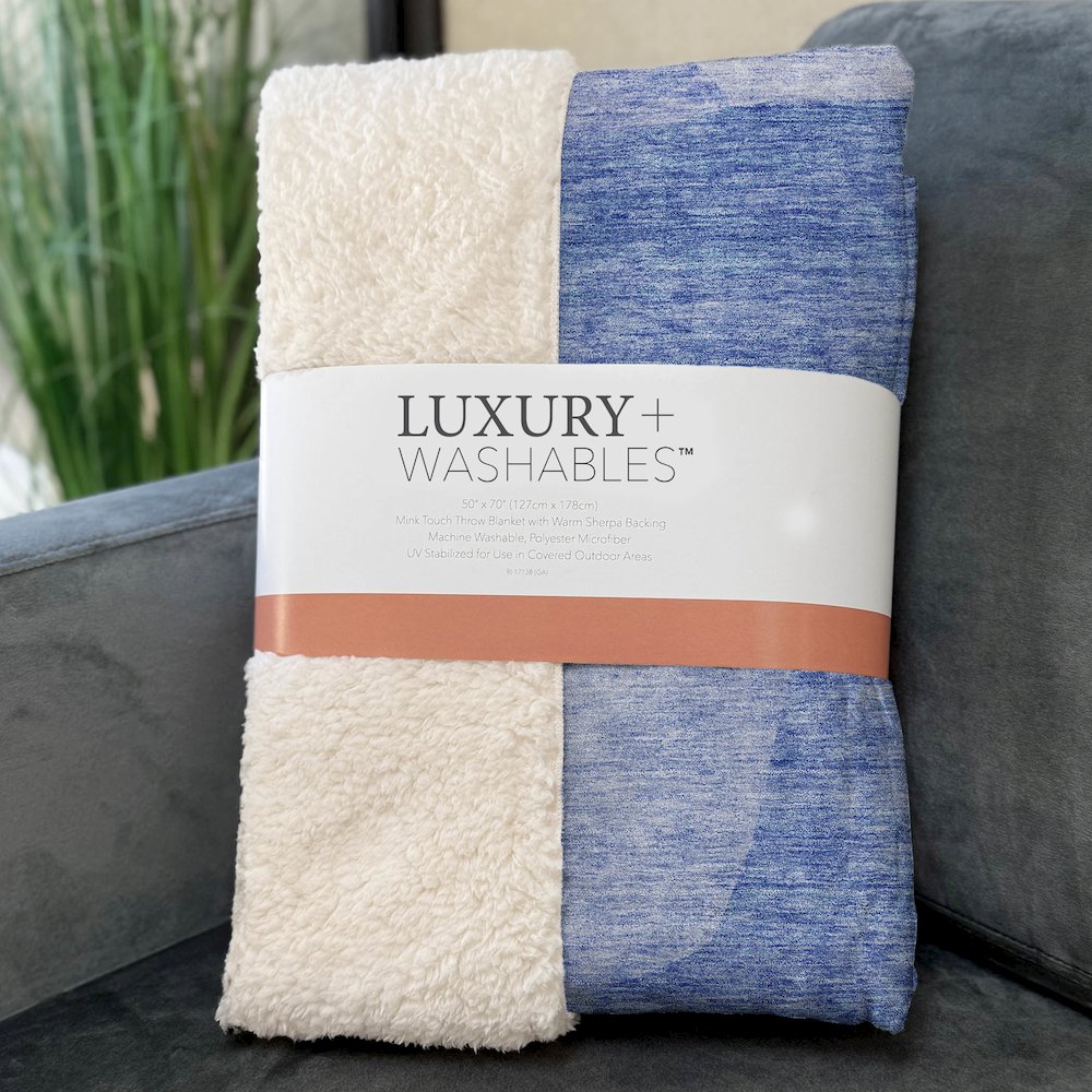 Premium Machine Washable ASB665 Navy 50" x 70" Sherpa Throw Blanket. Picture 3