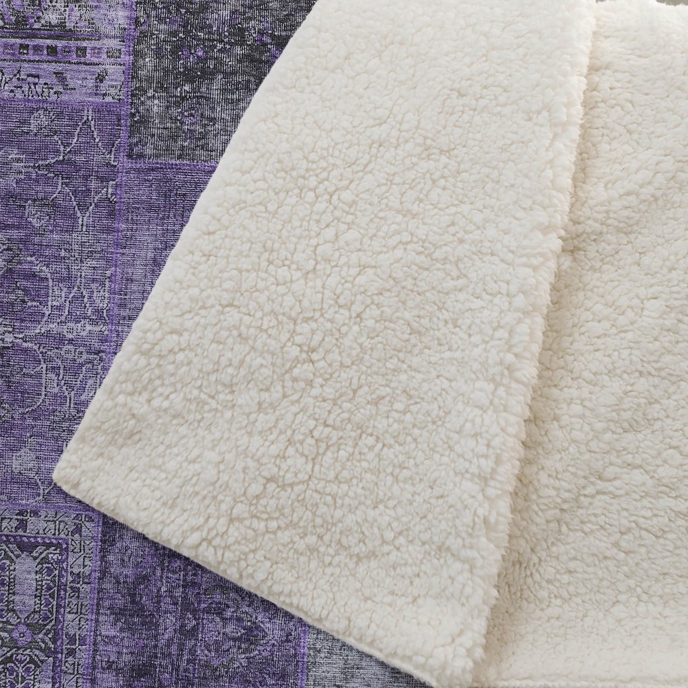 Premium Machine Washable ASB669 Eggplant 50" x 70" Sherpa Throw Blanket. Picture 2