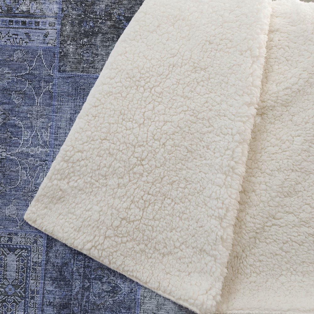 Premium Machine Washable ASB669 Navy 50" x 70" Sherpa Throw Blanket. Picture 2