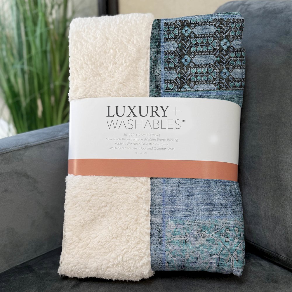 Premium Machine Washable ASB669 Teal 50" x 70" Sherpa Throw Blanket. Picture 3