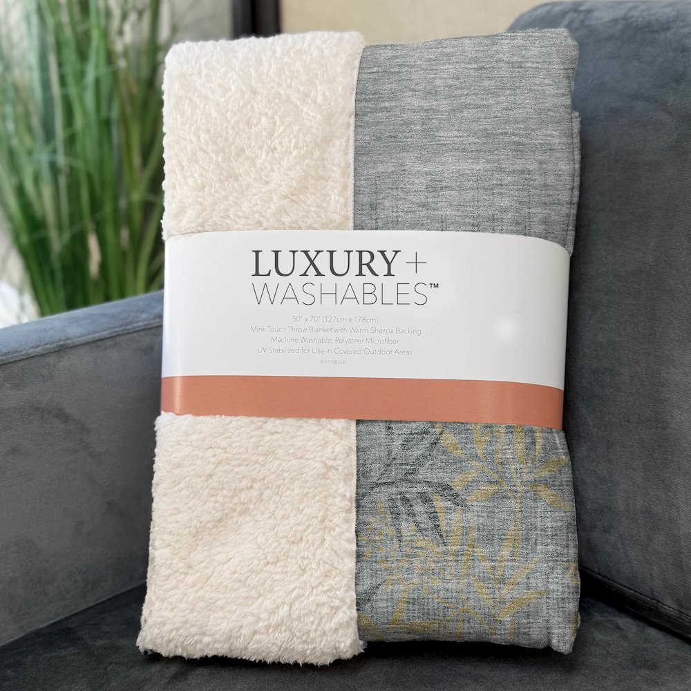 Premium Machine Washable ASB673 Gray 50" x 70" Sherpa Throw Blanket. Picture 3