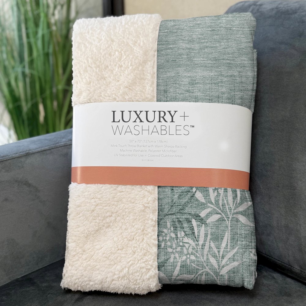 Premium Machine Washable ASB673 Sage 50" x 70" Sherpa Throw Blanket. Picture 3