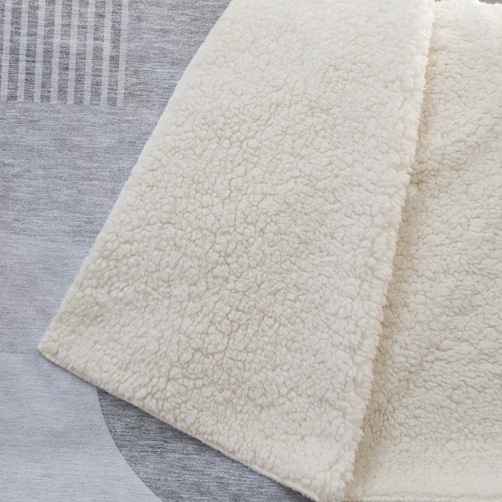 Premium Machine Washable ASB678 Gray 50" x 70" Sherpa Throw Blanket. Picture 2