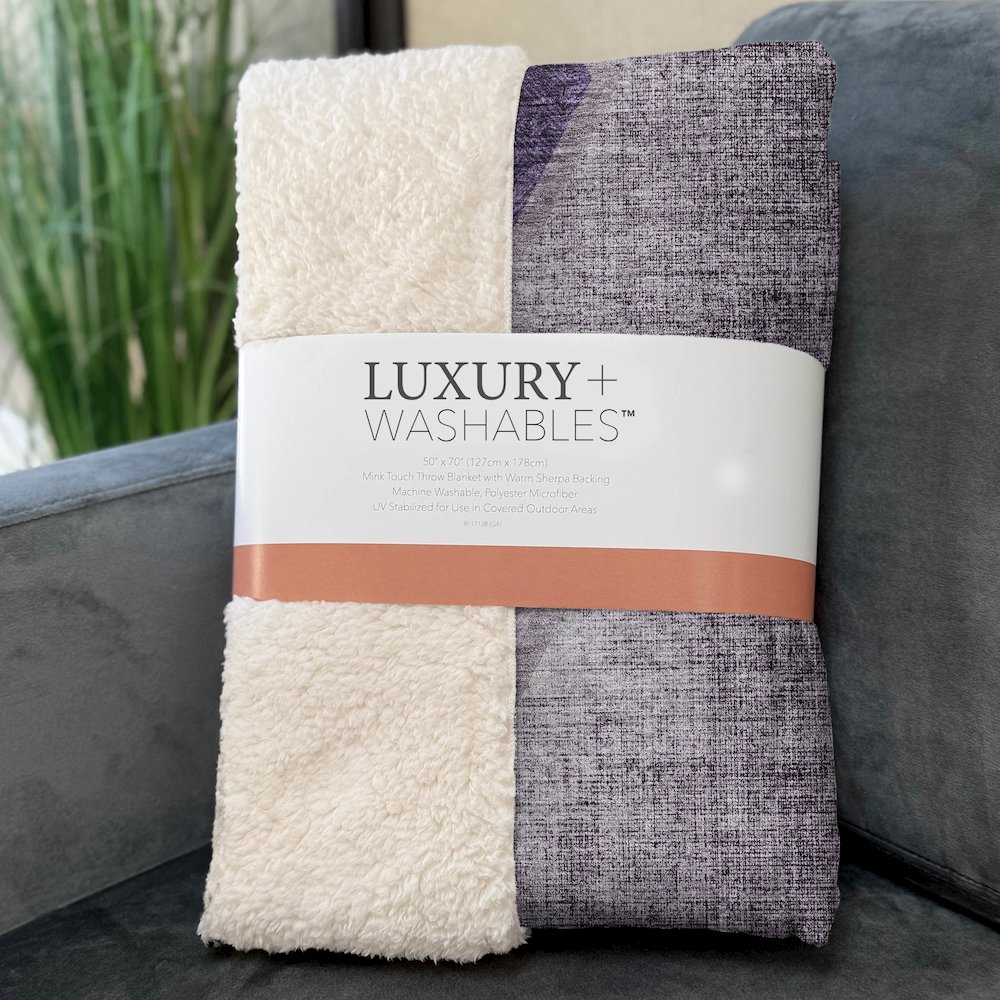 Premium Machine Washable ASB679 Eggplant 50" x 70" Sherpa Throw Blanket. Picture 3