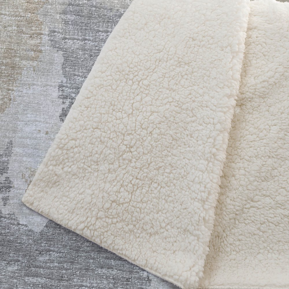 Premium Machine Washable ASB67 Beige 50" x 70" Sherpa Throw Blanket. Picture 2