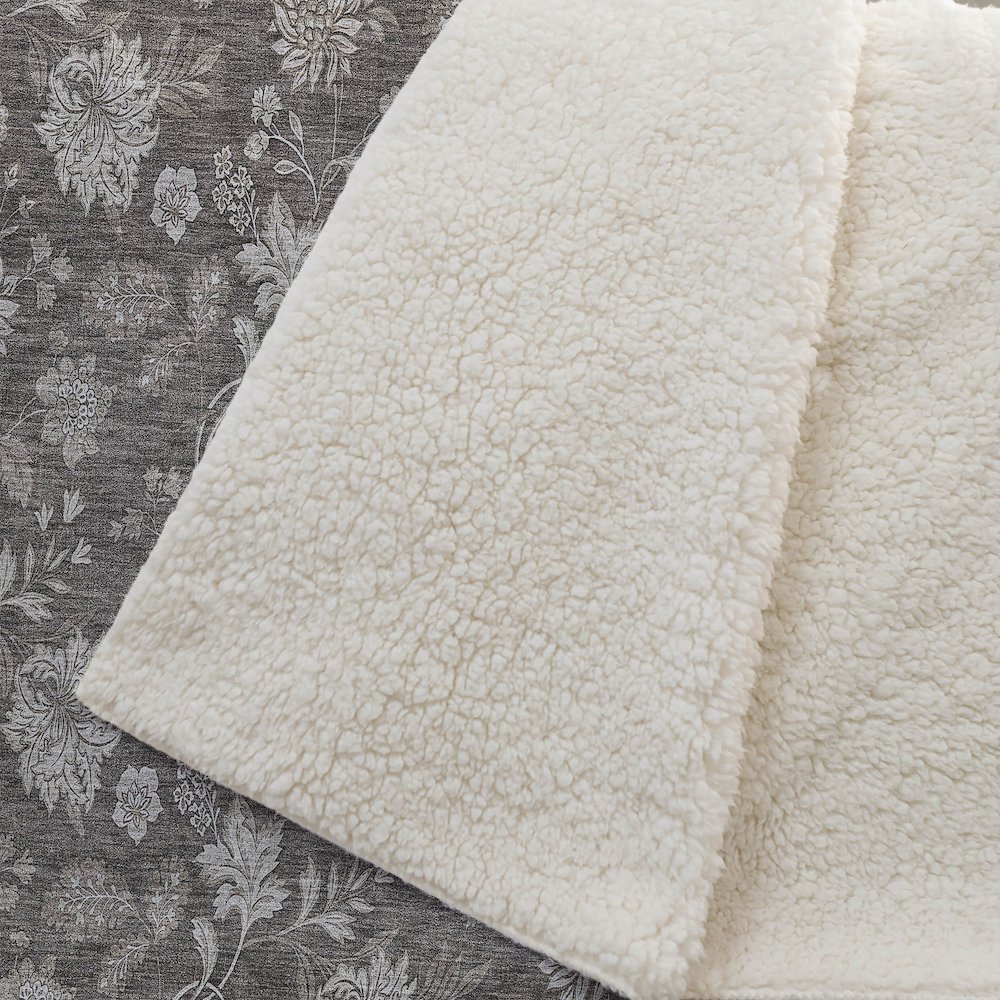Premium Machine Washable ASB680 Chocolate 50" x 70" Sherpa Throw Blanket. Picture 2