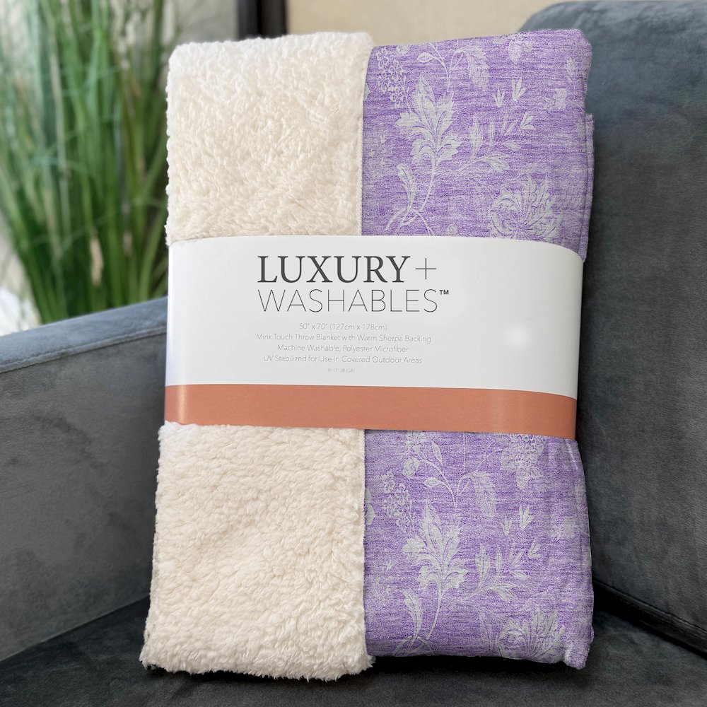 Premium Machine Washable ASB681 Lilac 50" x 70" Sherpa Throw Blanket. Picture 3