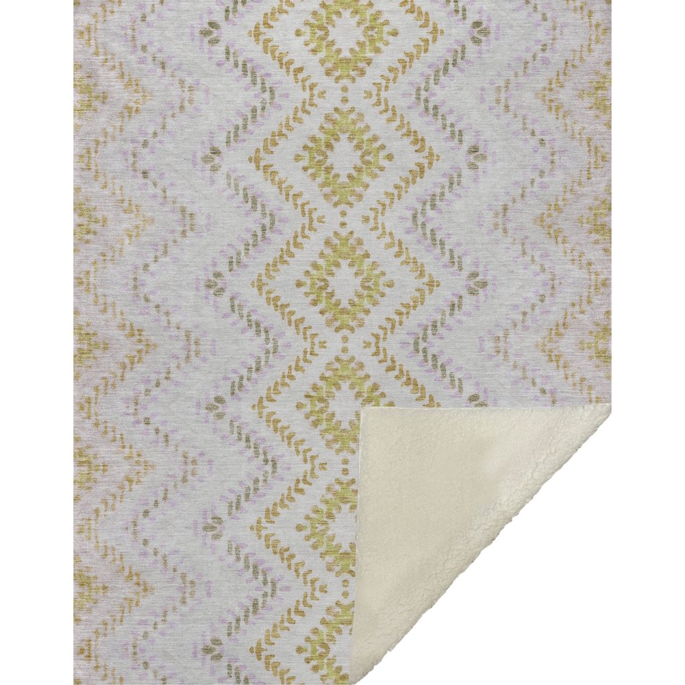 Premium Machine Washable ASB683 Pearl 50" x 70" Sherpa Throw Blanket. Picture 1