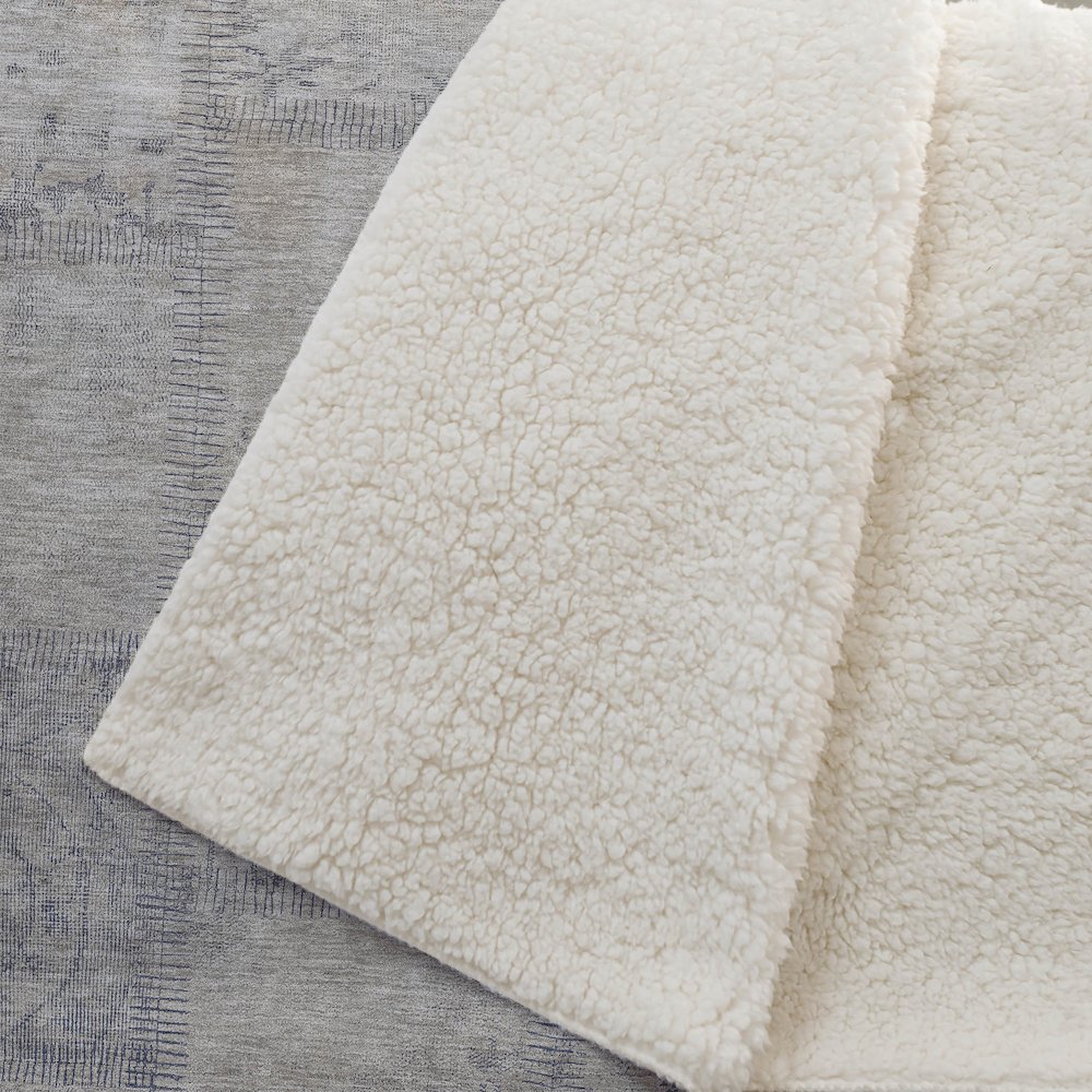 Premium Machine Washable ASB685 Beige 50" x 70" Sherpa Throw Blanket. Picture 2