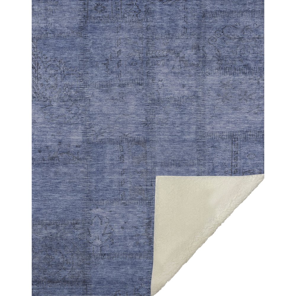 Premium Machine Washable ASB685 Blue 50" x 70" Sherpa Throw Blanket. Picture 1
