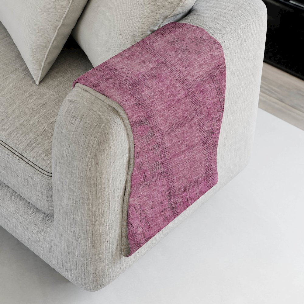 Premium Machine Washable ASB685 Blush 50" x 70" Sherpa Throw Blanket. Picture 4