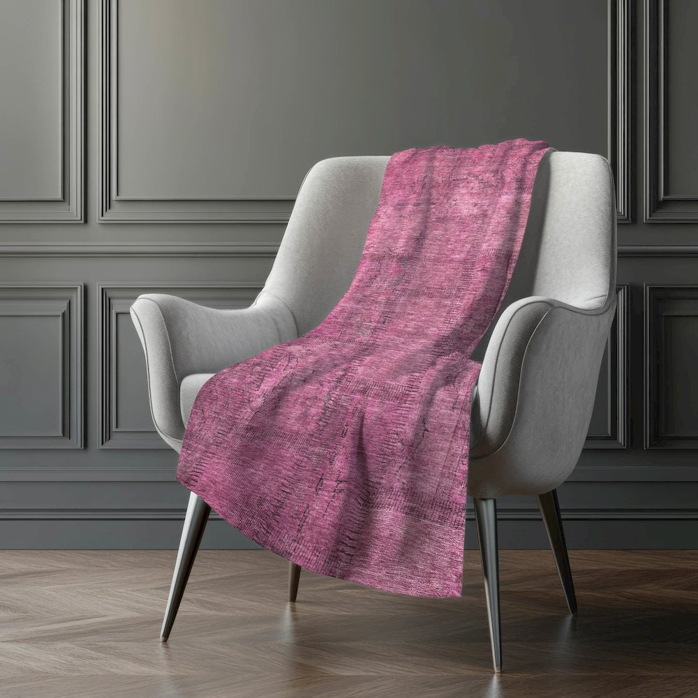 Premium Machine Washable ASB685 Blush 50" x 70" Sherpa Throw Blanket. Picture 5