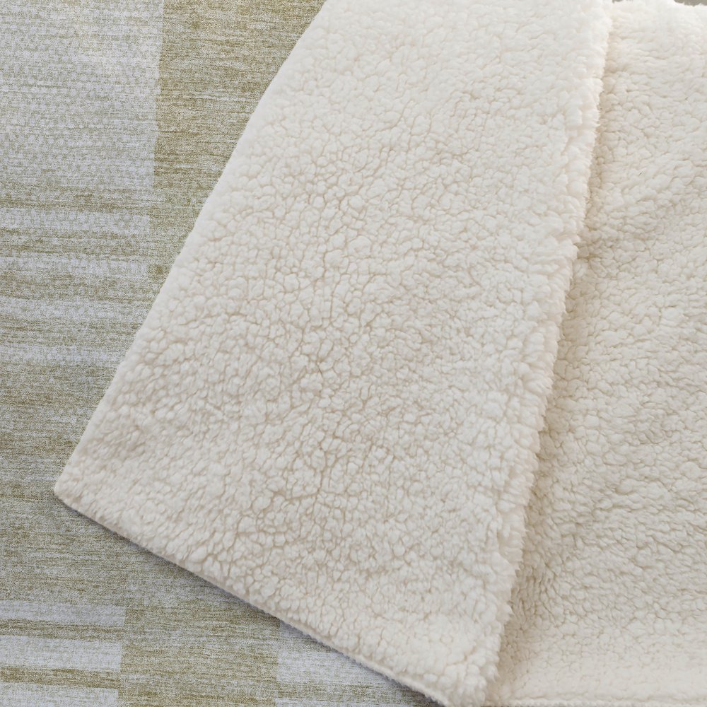 Premium Machine Washable ASB686 Beige 50" x 70" Sherpa Throw Blanket. Picture 2
