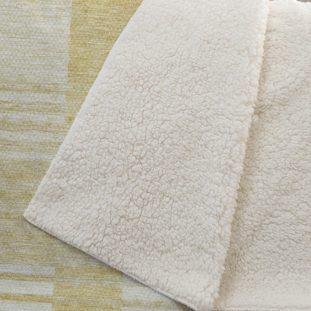 Premium Machine Washable ASB686 Honey 50" x 70" Sherpa Throw Blanket. Picture 2
