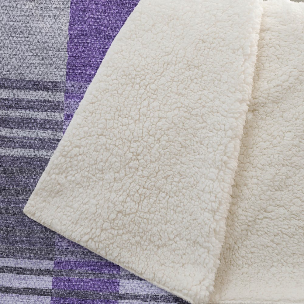 Premium Machine Washable ASB687 Purple 50" x 70" Sherpa Throw Blanket. Picture 2