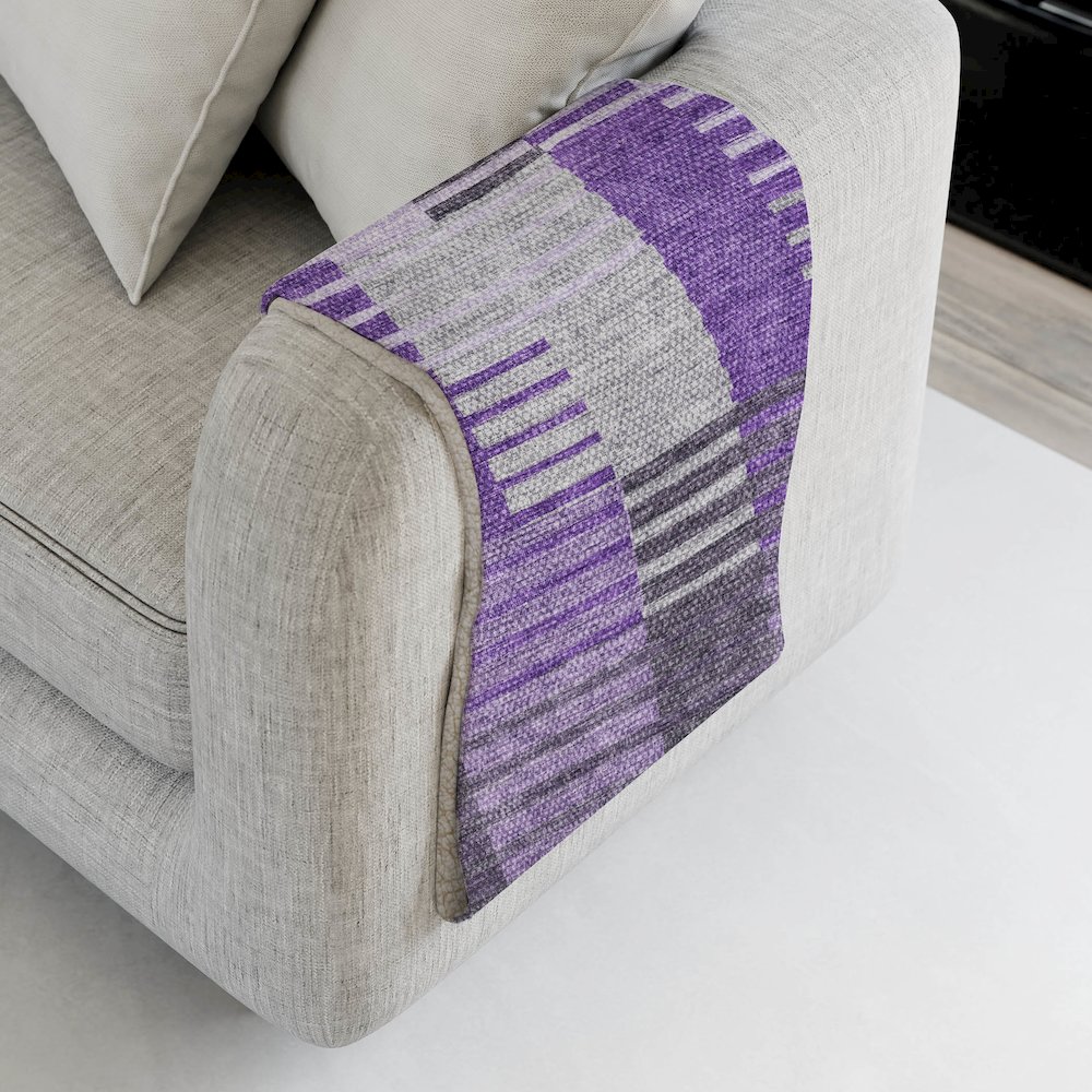 Premium Machine Washable ASB687 Purple 50" x 70" Sherpa Throw Blanket. Picture 4