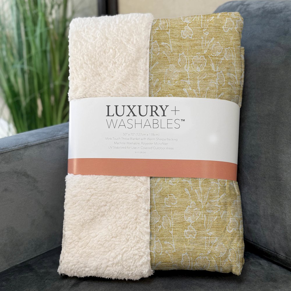 Premium Machine Washable ASB691 Gold 50" x 70" Sherpa Throw Blanket. Picture 3