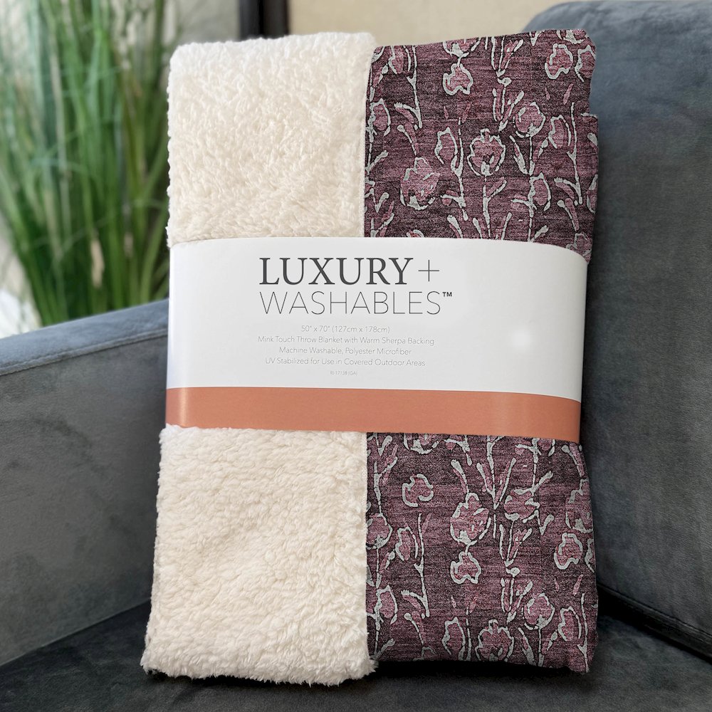 Premium Machine Washable ASB692 Merlot 50" x 70" Sherpa Throw Blanket. Picture 3