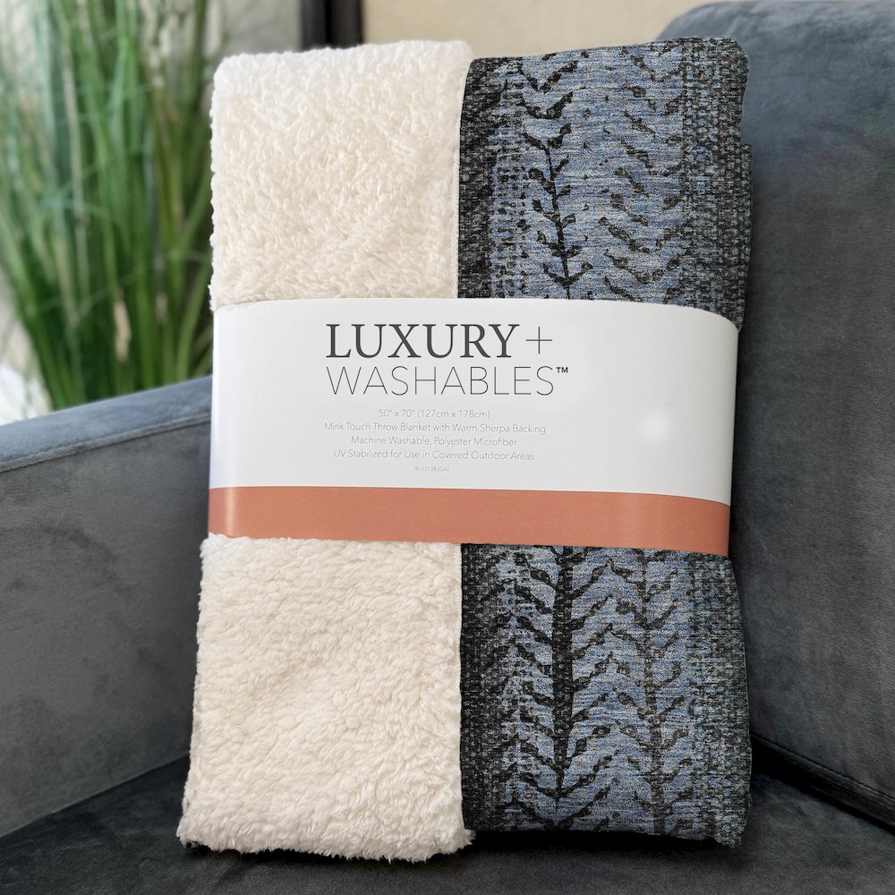 Premium Machine Washable ASB693 Blue 50" x 70" Sherpa Throw Blanket. Picture 3
