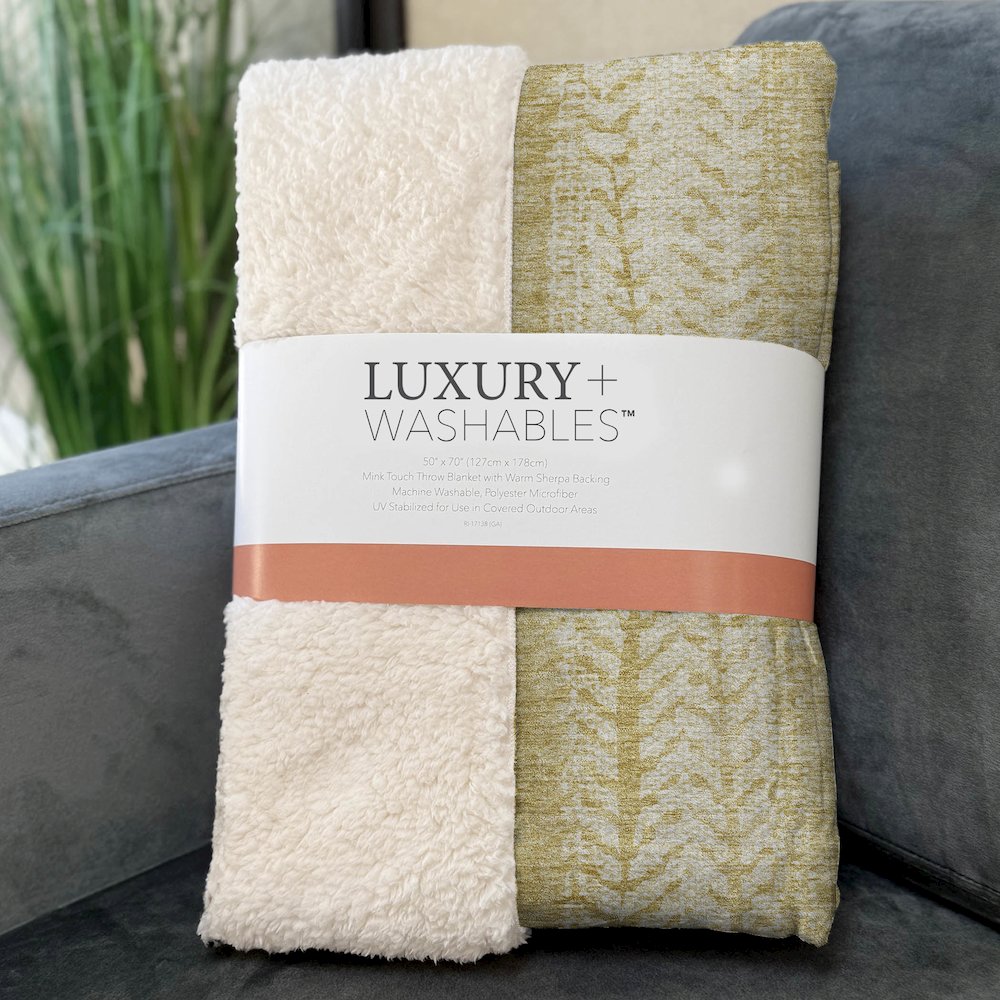 Premium Machine Washable ASB694 Gold 50" x 70" Sherpa Throw Blanket. Picture 3