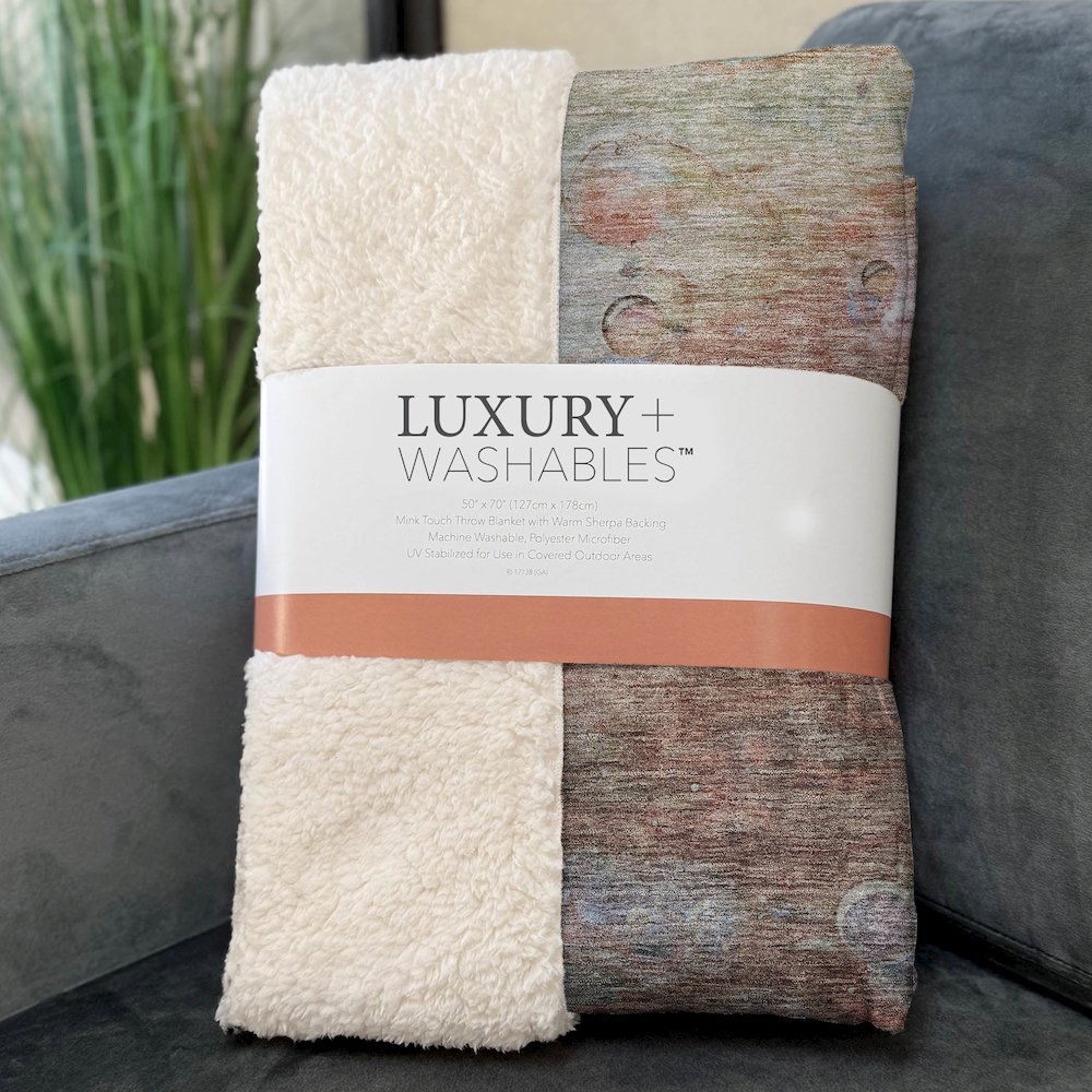 Premium Machine Washable ASB698 Coral 50" x 70" Sherpa Throw Blanket. Picture 3