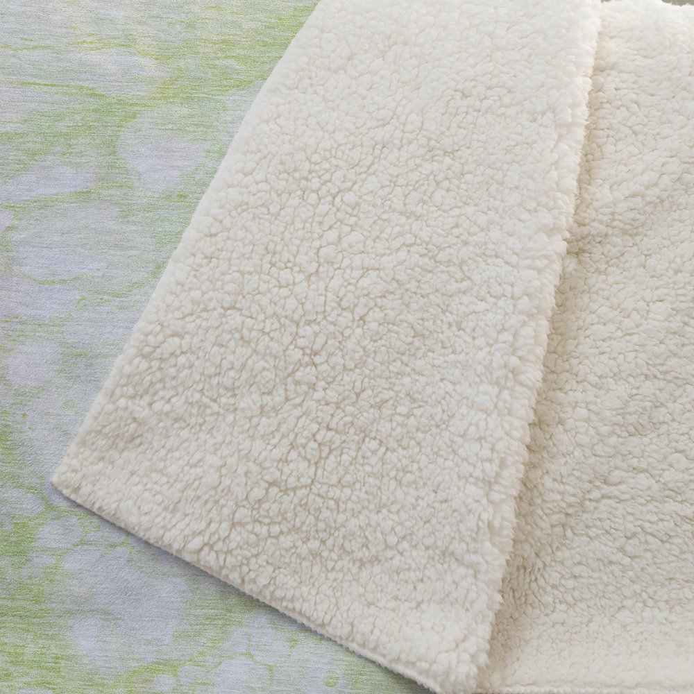 Premium Machine Washable ASB699 Aloe 50" x 70" Sherpa Throw Blanket. Picture 2