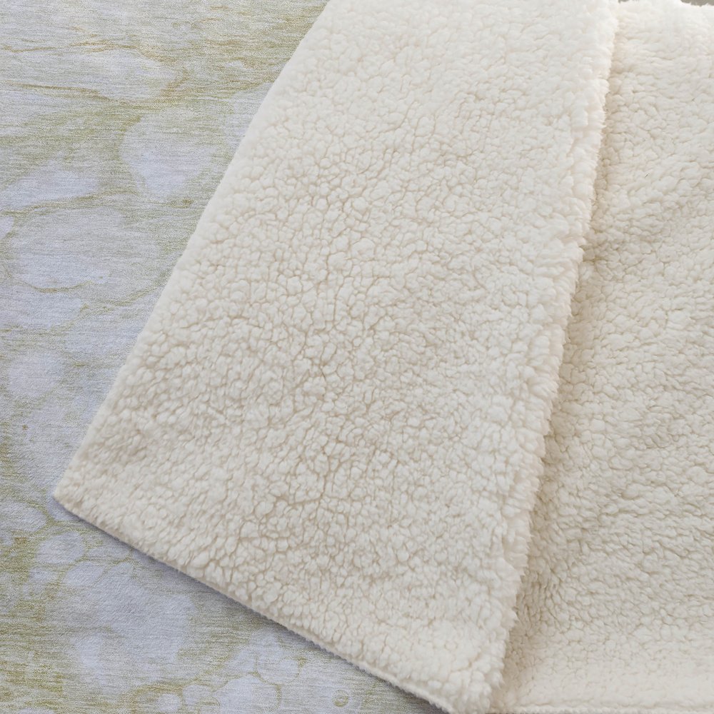 Premium Machine Washable ASB699 Beige 50" x 70" Sherpa Throw Blanket. Picture 2