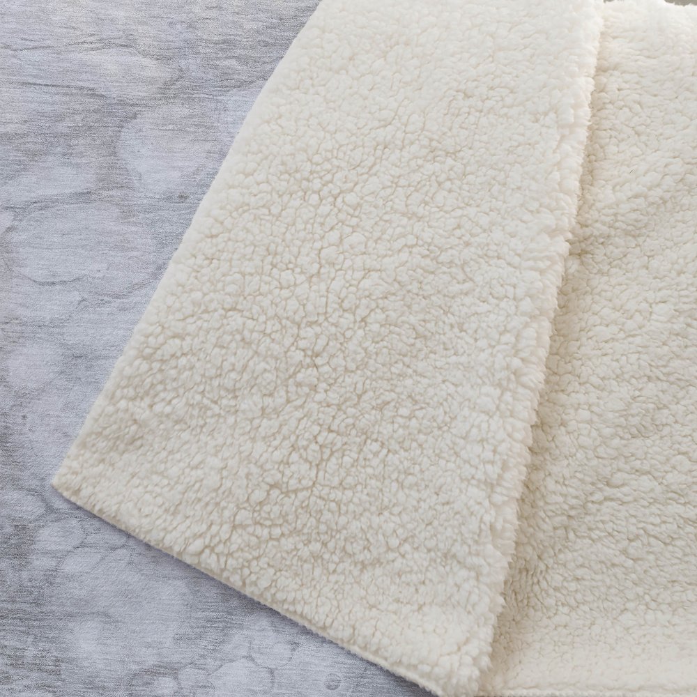 Premium Machine Washable ASB699 Silver 50" x 70" Sherpa Throw Blanket. Picture 2