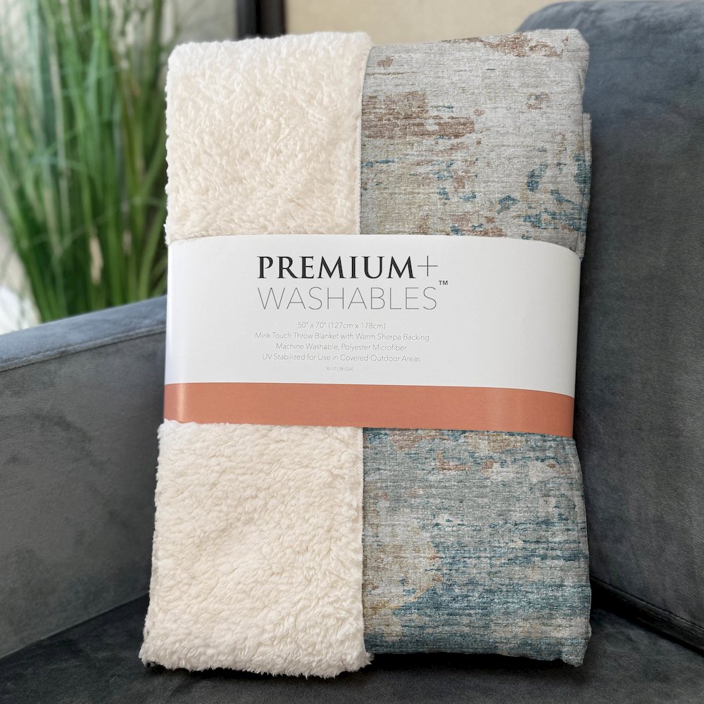 Premium Machine Washable ASB69 Teal 50" x 70" Sherpa Throw Blanket. Picture 3