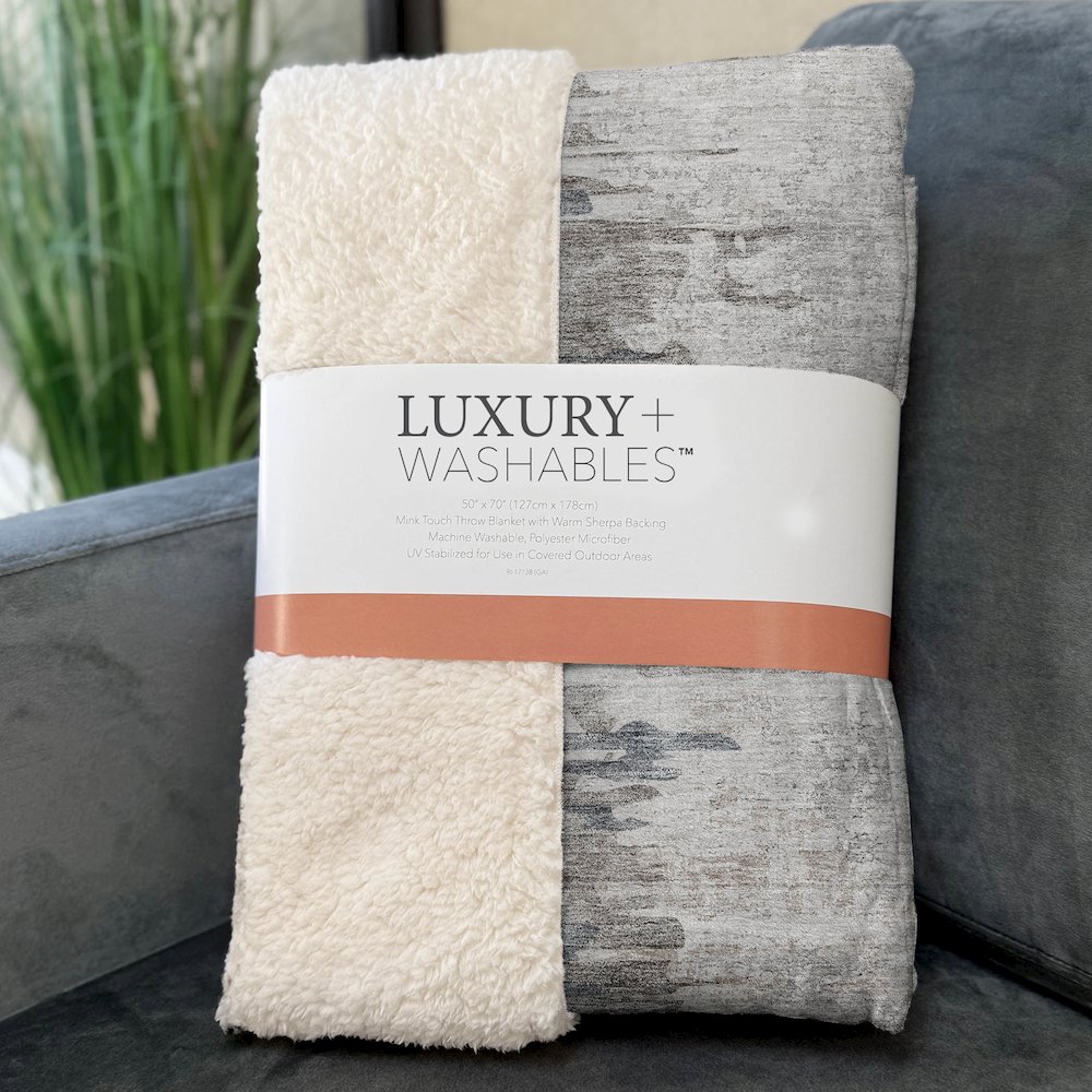 Premium Machine Washable ASB704 Ivory 50" x 70" Sherpa Throw Blanket. Picture 3