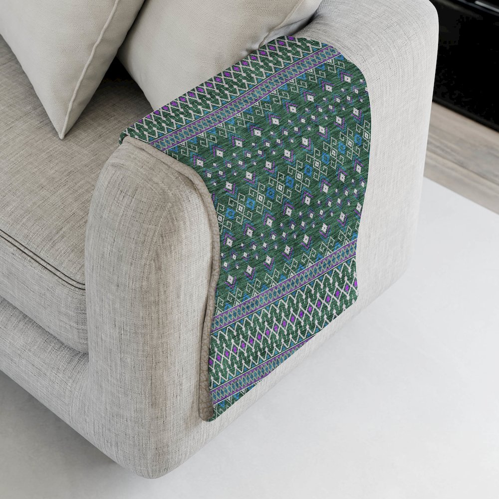 Premium Machine Washable ASB708 Green 50" x 70" Sherpa Throw Blanket. Picture 4