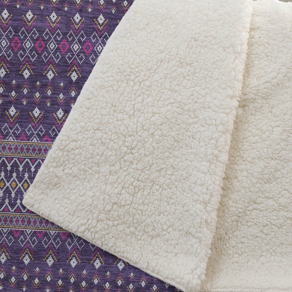 Premium Machine Washable ASB708 Purple 50" x 70" Sherpa Throw Blanket. Picture 2