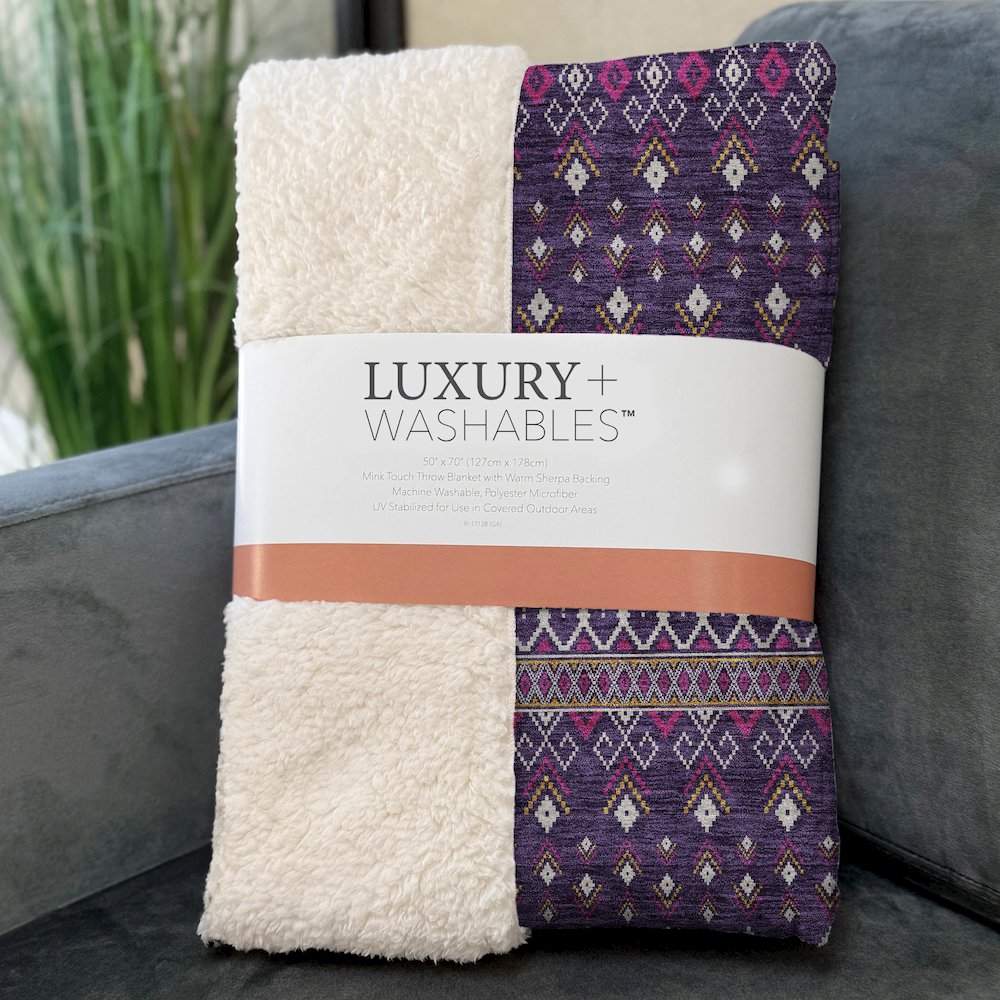 Premium Machine Washable ASB708 Purple 50" x 70" Sherpa Throw Blanket. Picture 3