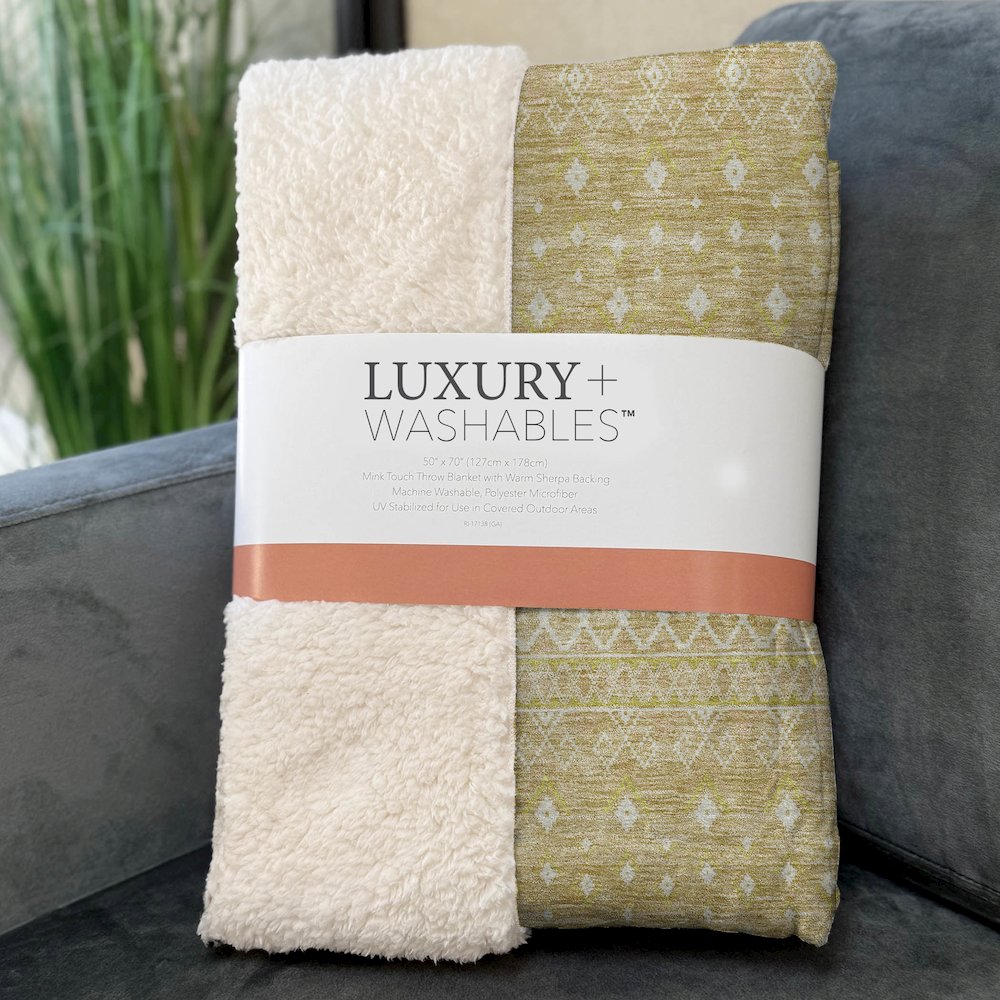 Premium Machine Washable ASB709 Gold 50" x 70" Sherpa Throw Blanket. Picture 3