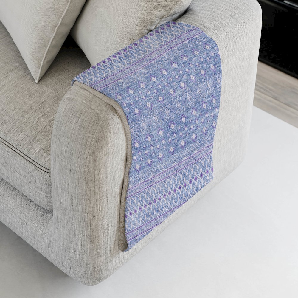 Premium Machine Washable ASB709 Sky 50" x 70" Sherpa Throw Blanket. Picture 4