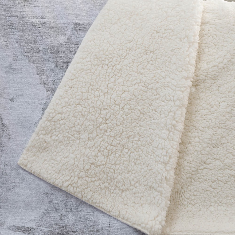 Premium Machine Washable ASB710 Silver 50" x 70" Sherpa Throw Blanket. Picture 2