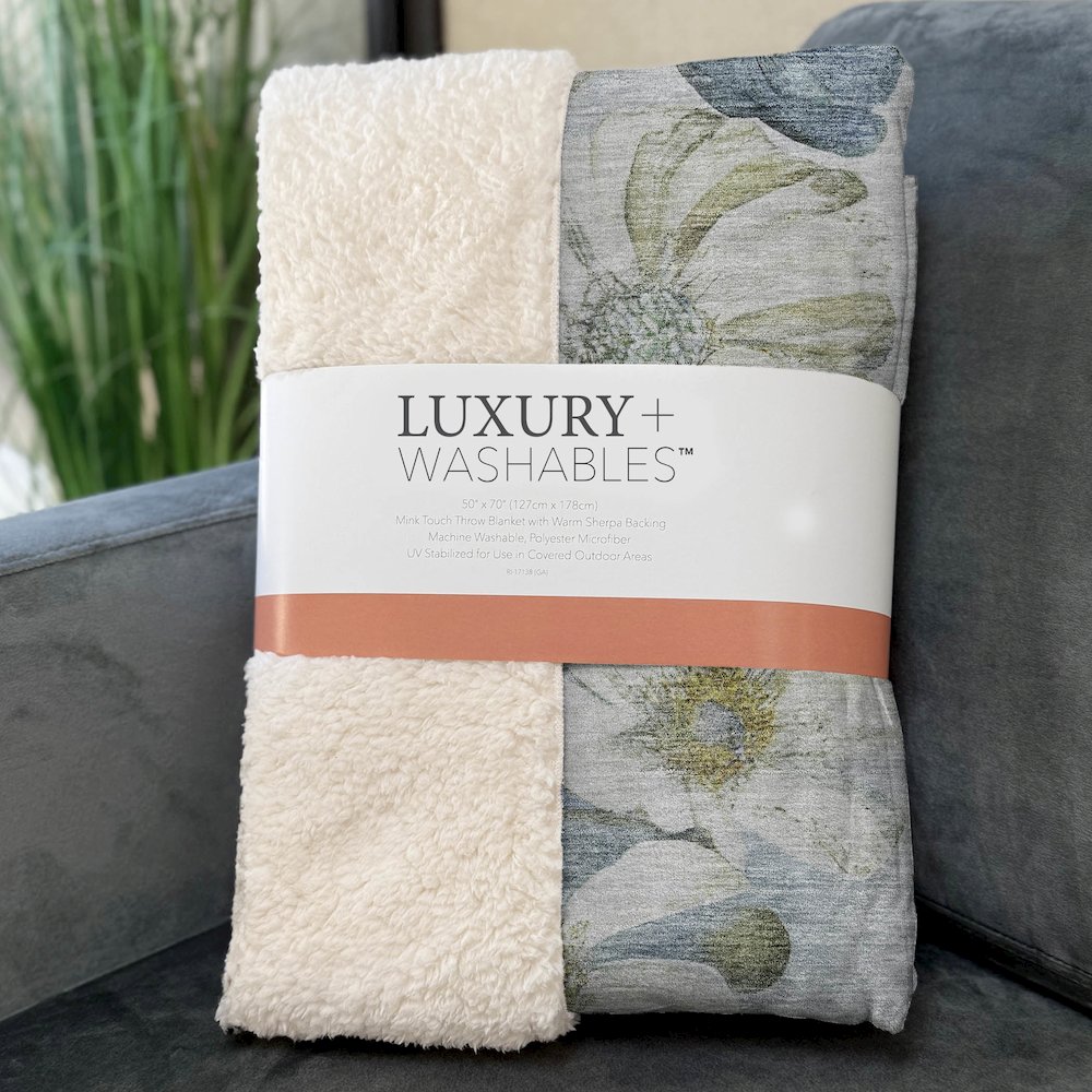 Premium Machine Washable ASB712 Blue 50" x 70" Sherpa Throw Blanket. Picture 3