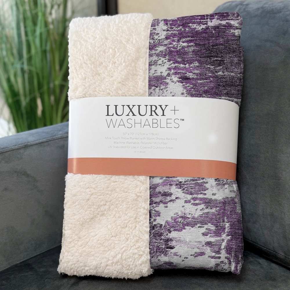 Premium Machine Washable ASB718 Eggplant 50" x 70" Sherpa Throw Blanket. Picture 3