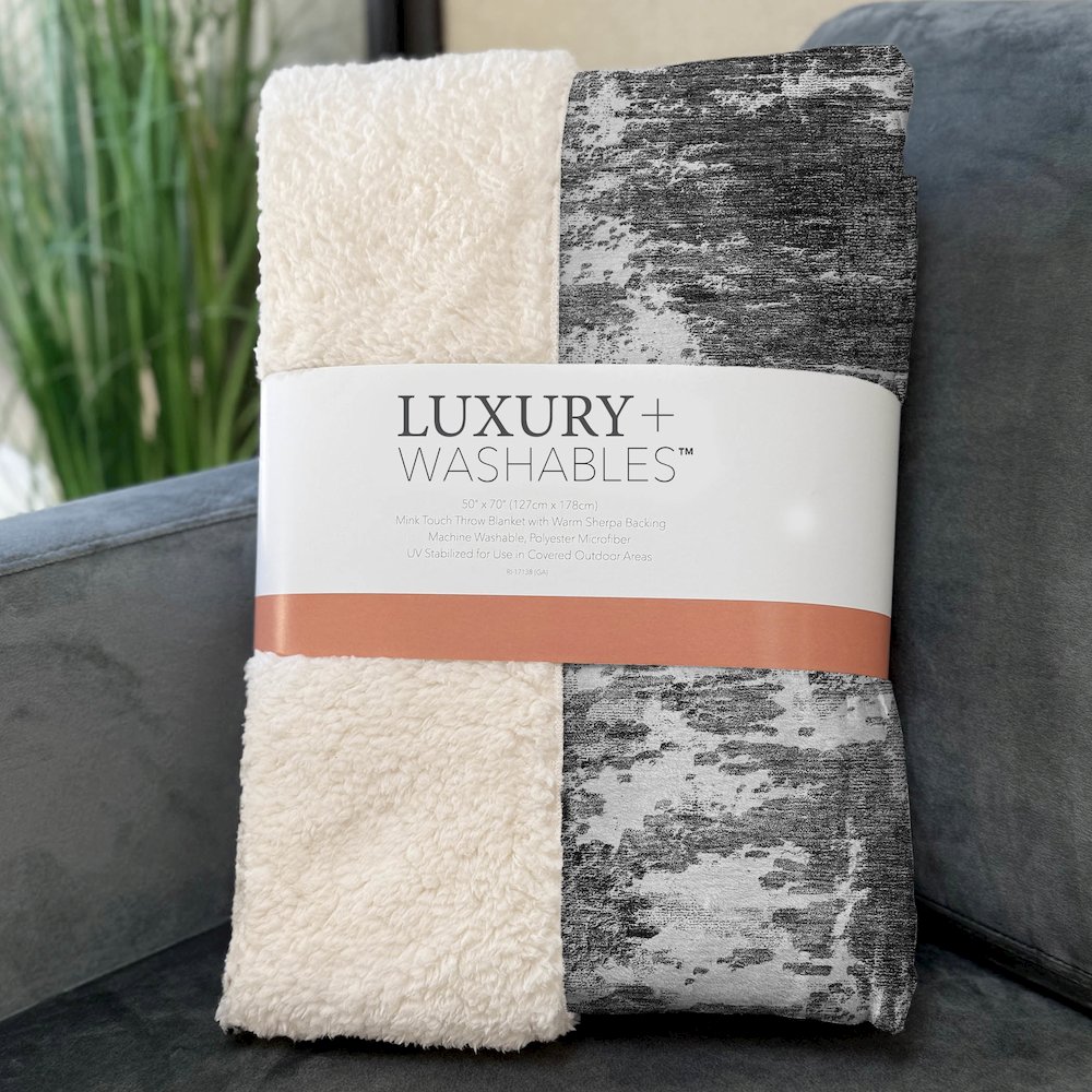 Premium Machine Washable ASB718 Gray 50" x 70" Sherpa Throw Blanket. Picture 3