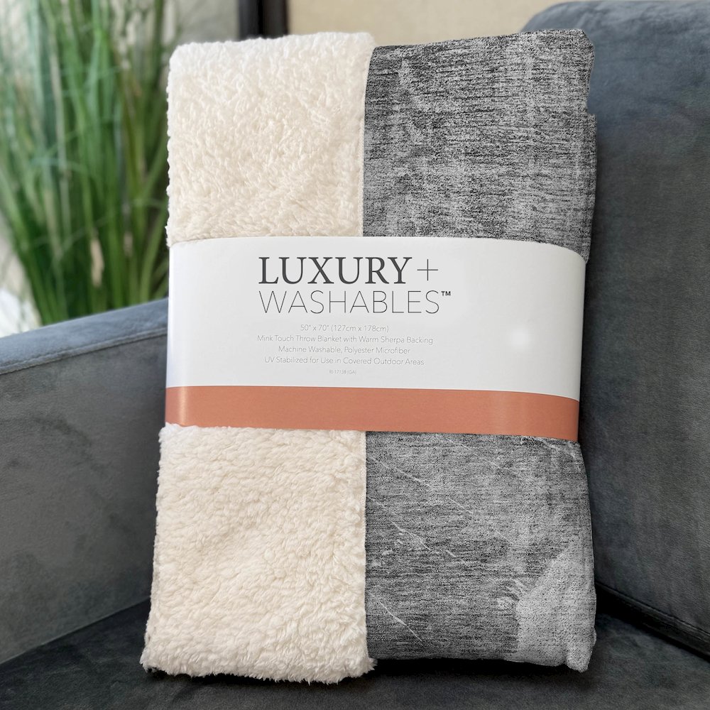 Premium Machine Washable ASB719 Gray 50" x 70" Sherpa Throw Blanket. Picture 3