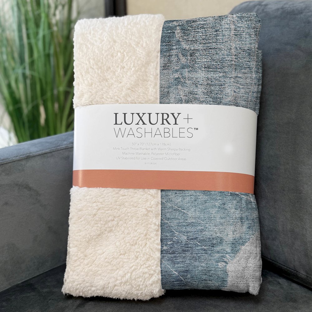Premium Machine Washable ASB719 Teal 50" x 70" Sherpa Throw Blanket. Picture 3