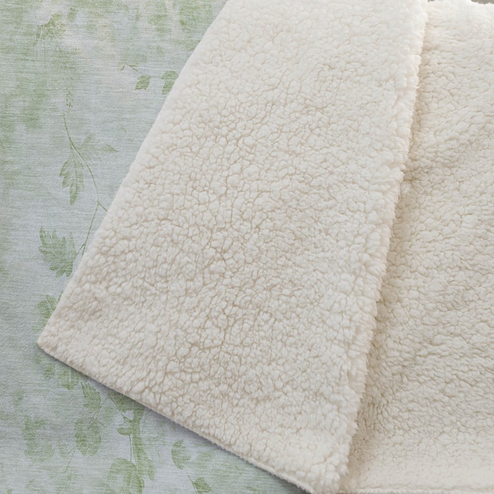 Premium Machine Washable ASB724 Aloe 50" x 70" Sherpa Throw Blanket. Picture 2